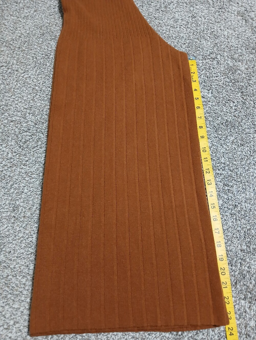 In Bloom Straight-Leg Ribbed Jeans in Rust - Picture 13 of 14